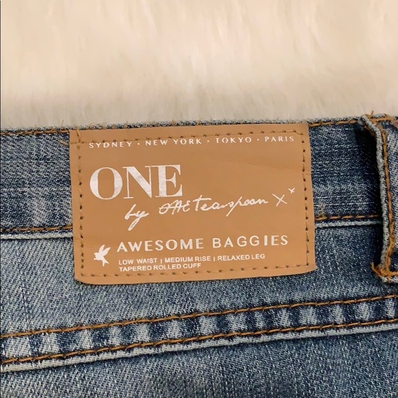 Distressed OneTeaspoon Jeans - Picture 3 of 3